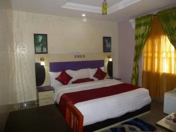 Royal Beach Room