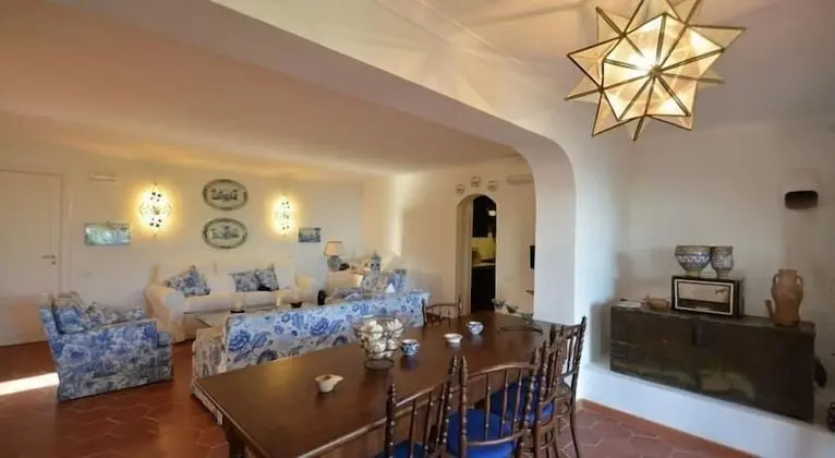 Apart Daire, 2 Yatak Odası, Teras, Deniz Manzaralı (Capri Suite)