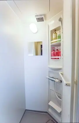 Ortak Ranzalı Oda, Karma Ranzalı Oda, Sigara İçilmez, Ortak Banyo
