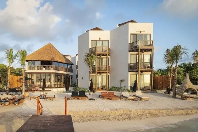 Beachfront Lower King