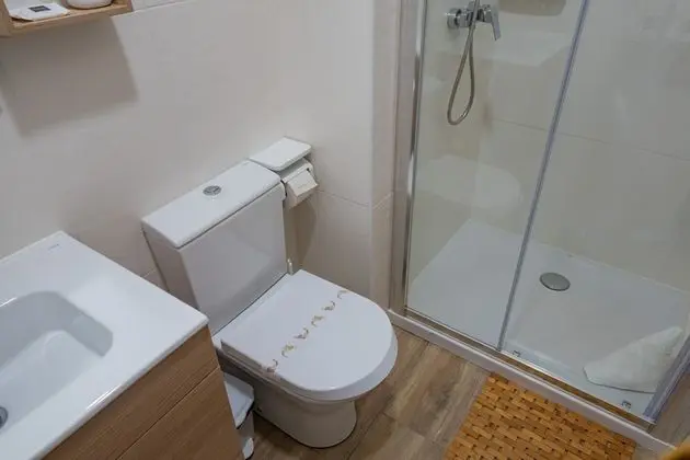 Comfort Tek Büyük veya İki Ayrı Yataklı Oda