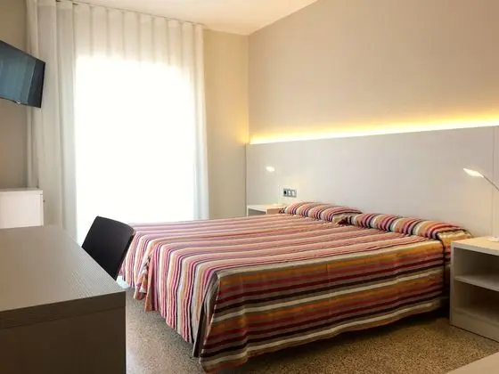 Tek Büyük Yataklı Oda, 1 Çift Kişilik veya 2 Tek Kişilik Yatak