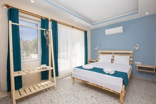 Comfort Tek Büyük Yataklı Oda