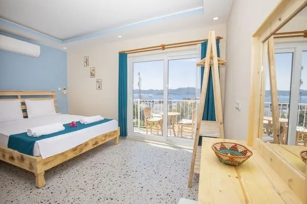 Comfort Tek Büyük Yataklı Oda, Deniz Manzaralı