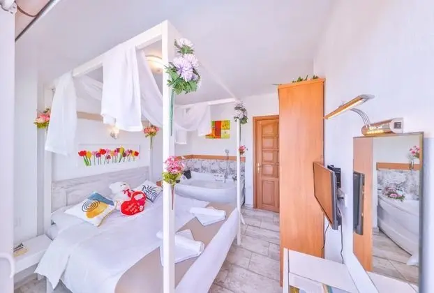 Villa, Dağ veya Havuz Manzaralı, Havuz Bağlantılı