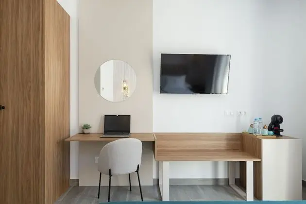 Tek Büyük Yataklı Oda, Balkon, Şehir Manzaralı