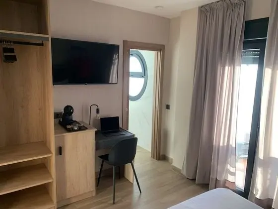 Comfort Tek Büyük Yataklı Oda