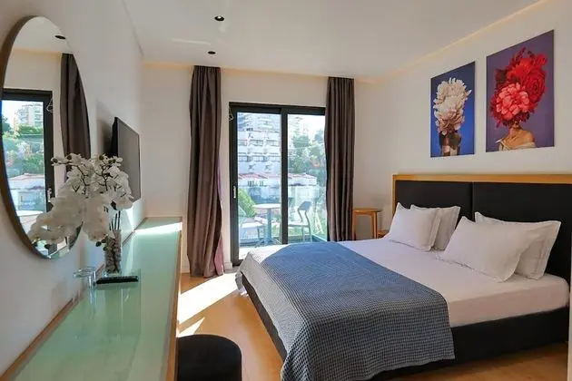 Deluxe Tek Büyük Yataklı Oda, Kısmi Deniz Manzaralı