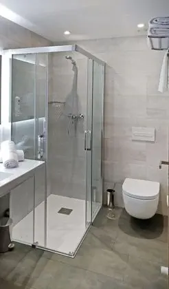 Standard Tek Büyük veya İki Ayrı Yataklı Oda (KABE)
