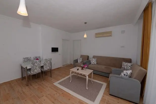 Apartment, Bahçe Manzaralı, Balkonlu