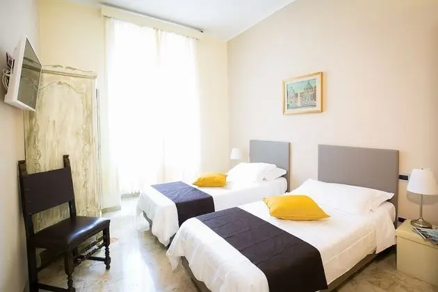 Comfort Tek Büyük veya İki Ayrı Yataklı Oda