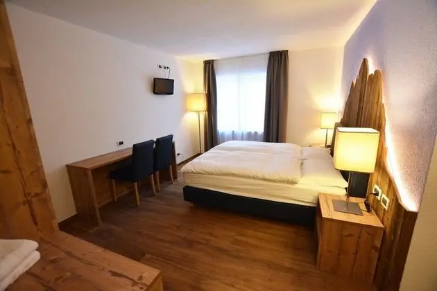 Superior Tek Büyük veya İki Ayrı Yataklı Oda