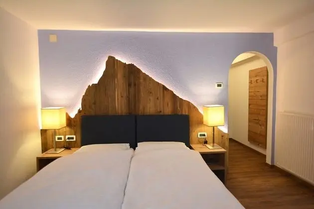 Superior Tek Büyük veya İki Ayrı Yataklı Oda