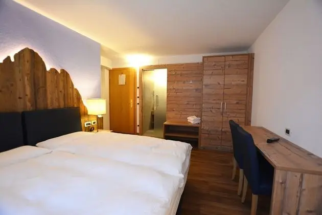 Superior Tek Büyük veya İki Ayrı Yataklı Oda