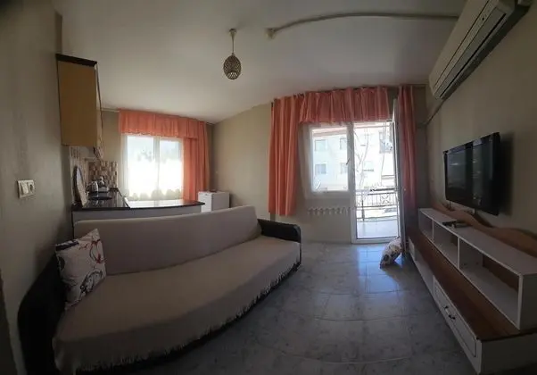 1+1 Daire, Bahçe Manzaralı, Balkonlu