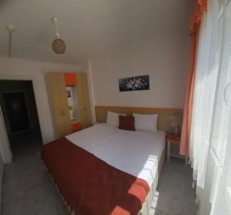 1+1 Daire, Bahçe Manzaralı, Balkonlu
