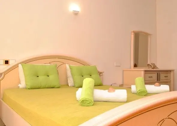 Villa, 5 Yatak Odası, Kişiye Özel Havuzlu, Havuz Manzaralı