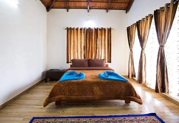 Oda, 1 Yatak Odası, Sigara İçilebilir, Balkon