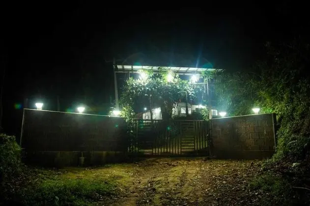 Oda, 1 Yatak Odası, Sigara İçilebilir, Balkon