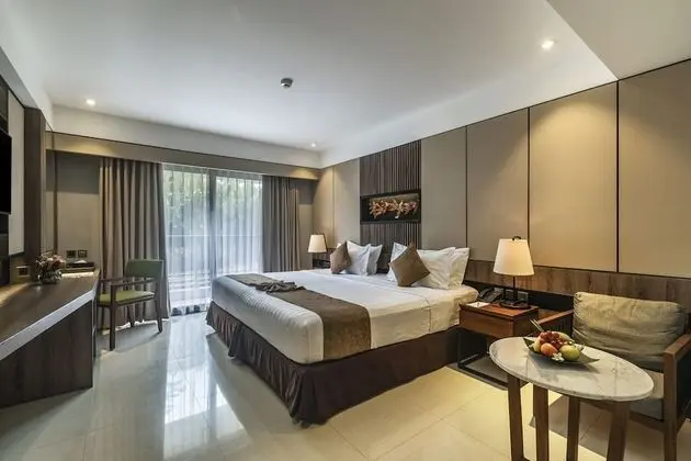 Deluxe Tek Büyük veya İki Ayrı Yataklı Oda, Balkon