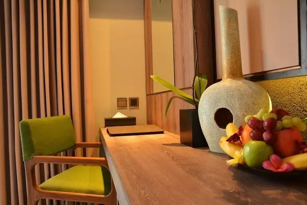 Deluxe Tek Büyük veya İki Ayrı Yataklı Oda, Balkon
