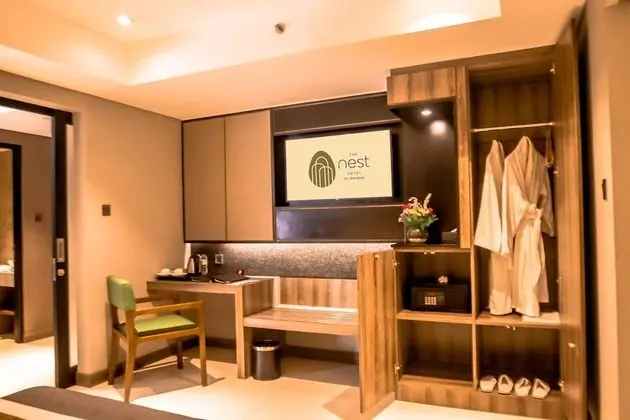 Suite Room with Balcony