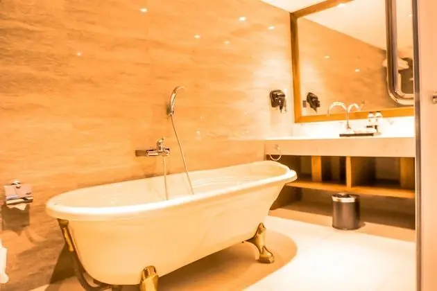 Suite Room with Balcony