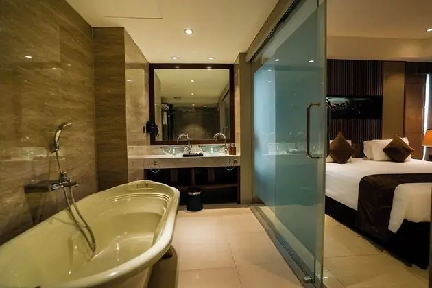 Suite Room with Balcony