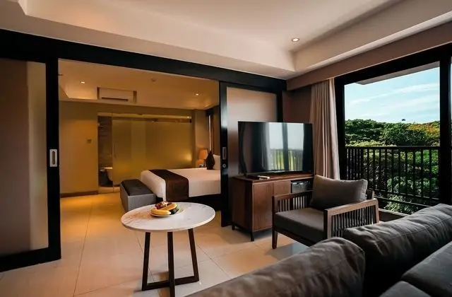 Suite Room with Balcony