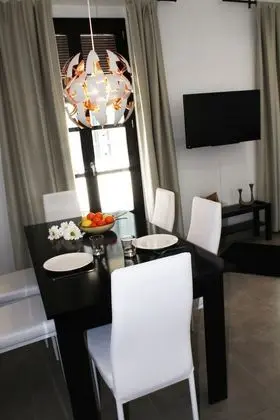 Apart Daire, 2 Yatak Odası, Balkon