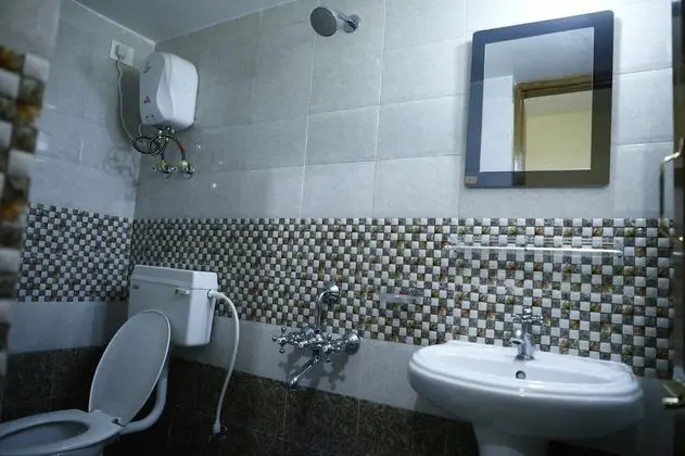 Deluxe Tek Büyük veya İki Ayrı Yataklı Oda, 1 Çift Kişilik Yatak, Sigara İçilmez, Şehir Manzaralı