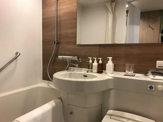 Tek Kişilik Oda, Sigara İçilmez