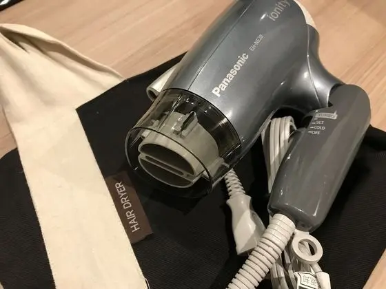 Tek Kişilik Oda, Sigara İçilmez