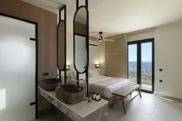 Villa, 4 Yatak Odası, Kişiye Özel Havuzlu, Deniz Manzaralı