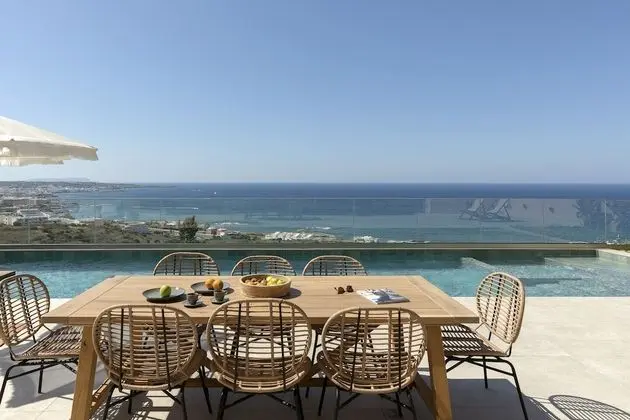 Villa, 4 Yatak Odası, Kişiye Özel Havuzlu, Deniz Manzaralı
