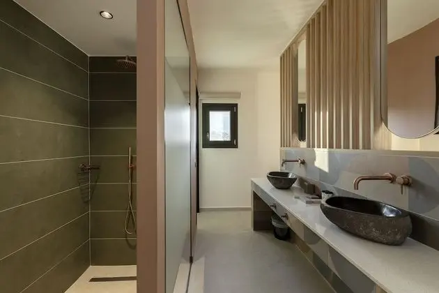 Villa, 4 Yatak Odası, Kişiye Özel Havuzlu, Deniz Manzaralı