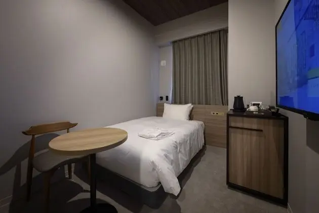 Tek Kişilik Oda, Sigara İçilmez (12 sqm)