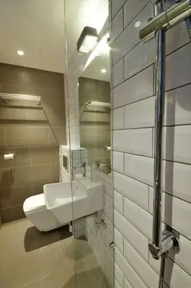 Standard Oda, 1 Büyük (Queen) Boy Yatak