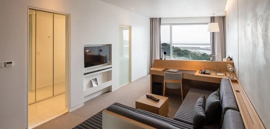 Deluxe Tek Büyük Yataklı Oda, Deniz Manzaralı