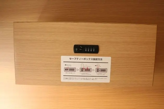 Ortak Ranzalı Oda, Sadece kadınlar için (Large Single Bed, Bunk Bed)