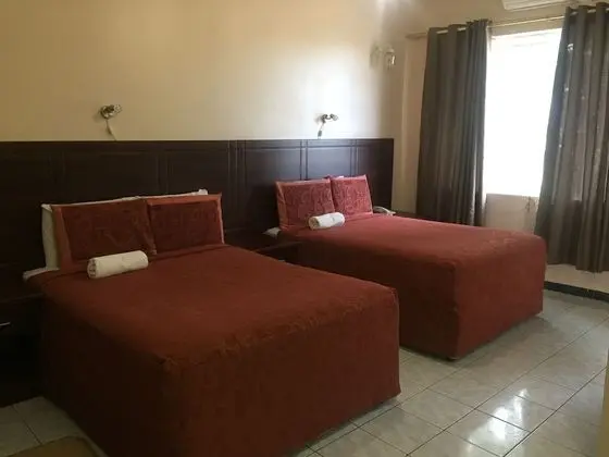 İki Ayrı Yataklı Oda, Bahçe Manzaralı