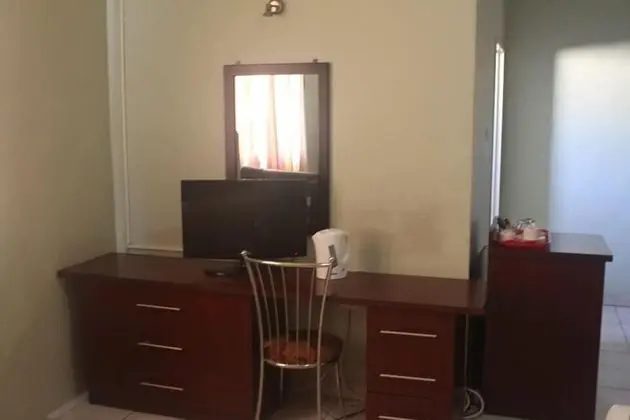 İki Ayrı Yataklı Oda, Bahçe Manzaralı