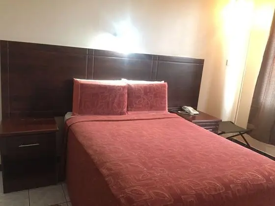Standard Tek Büyük Yataklı Oda, Bahçe Manzaralı