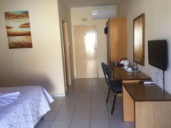 Standard Tek Büyük Yataklı Oda, Bahçe Manzaralı