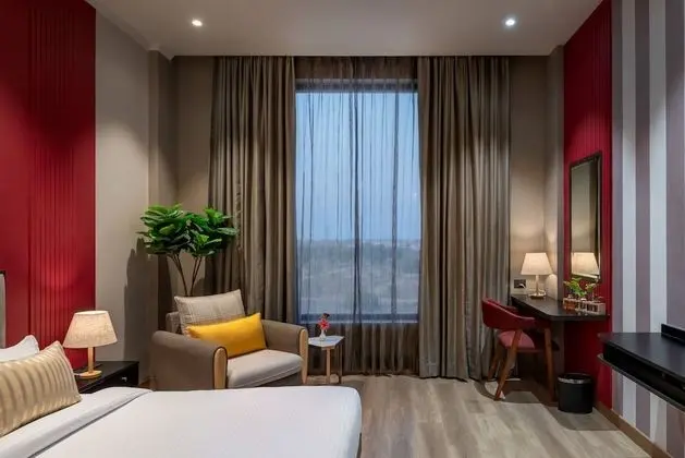 Deluxe Tek Büyük Yataklı Oda