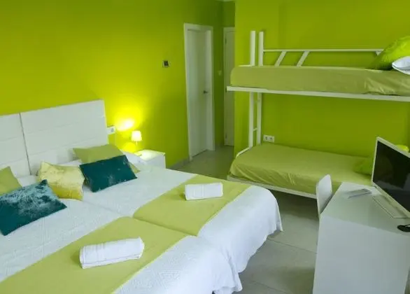 Dört Kişilik Oda, Banyolu/Duşlu
