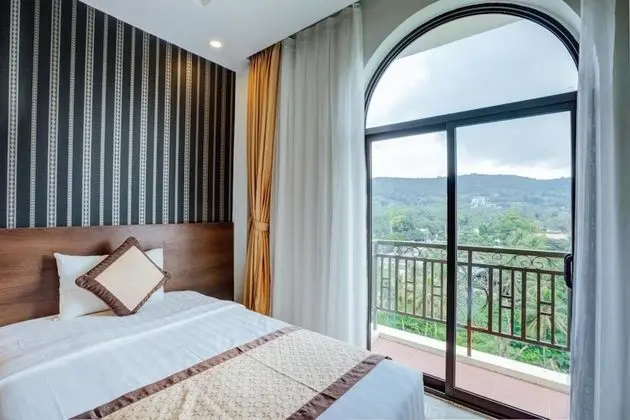 Deluxe Tek Büyük Yataklı Oda, Sigara İçilmez