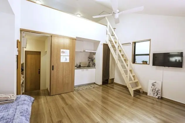 Apart Daire (Nestle Tokyo Duplex Itabashi 02)