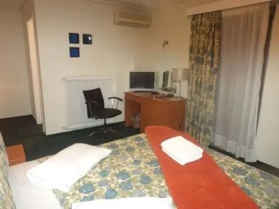 Tek Büyük veya İki Ayrı Yataklı Oda