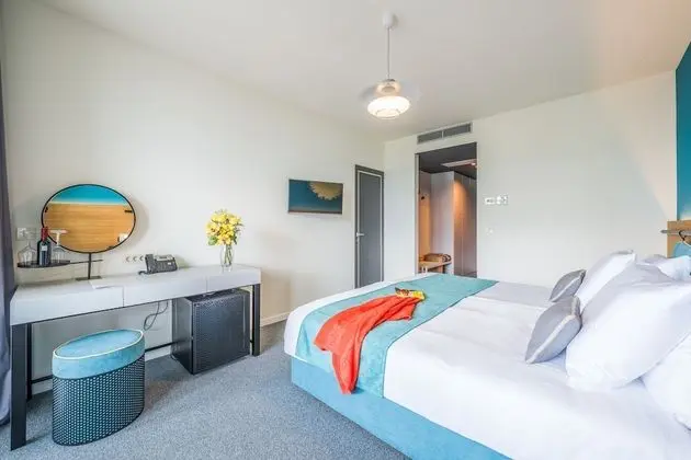 Superior Tek Büyük veya İki Ayrı Yataklı Oda, 1 Büyük (Queen) Boy Yatak